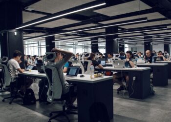 Eleştiri Değil de Biraz Daha Açılım Yapmak İstiyorum…