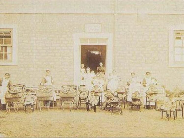 Irzahane (Emzirme/Sütannelik) Vakıfları