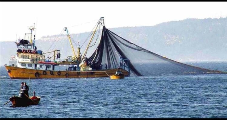Balık Avlamayı da Yasakladılar…Deme.
