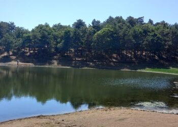 Zirvenin Gönül Gözü Bir Gölet…