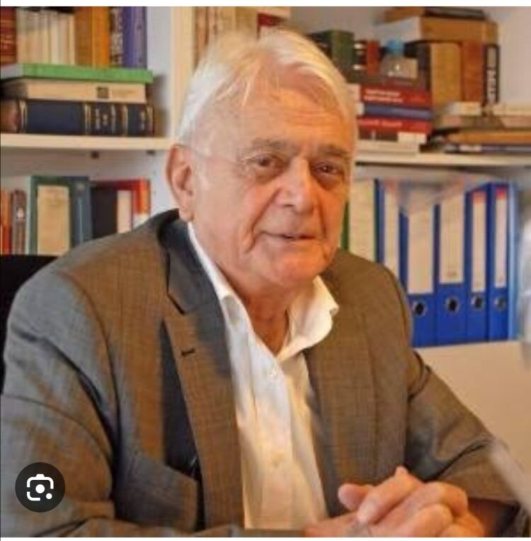 İktisat Tarihçisi; Hüseyin Avni Şanda