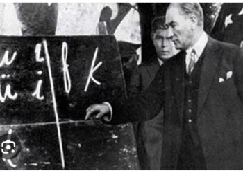 Aydınlanmanın Yolu Dilimize Sahip Çıkmaktır