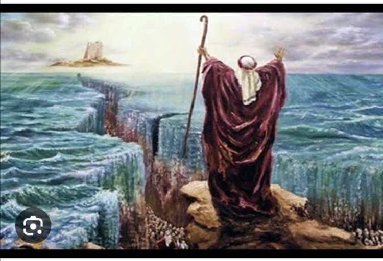 Nükleersiz Halife Asasız Musaya Benzer