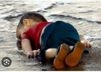 Denizin Ölü Çocuğu