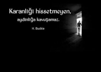 Her Karanlık Şafağına Gebedir