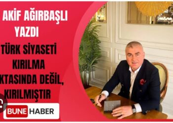 Türk Siyaseti Kırılma Noktasında Değil, Kırılmıştır