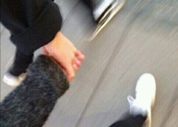 Bir Sevgilim Oldu İlk Kez Benim de