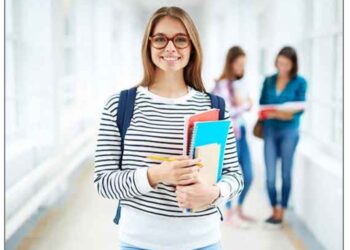 Üniversite Diploması Neredeyse Bir Gerekliliktir!