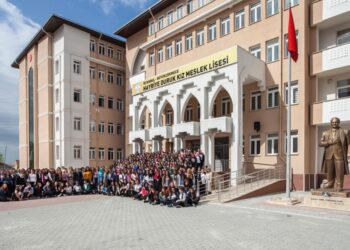 Ölmez Eserler Bırakan Aksekili İki Değerli İnsan