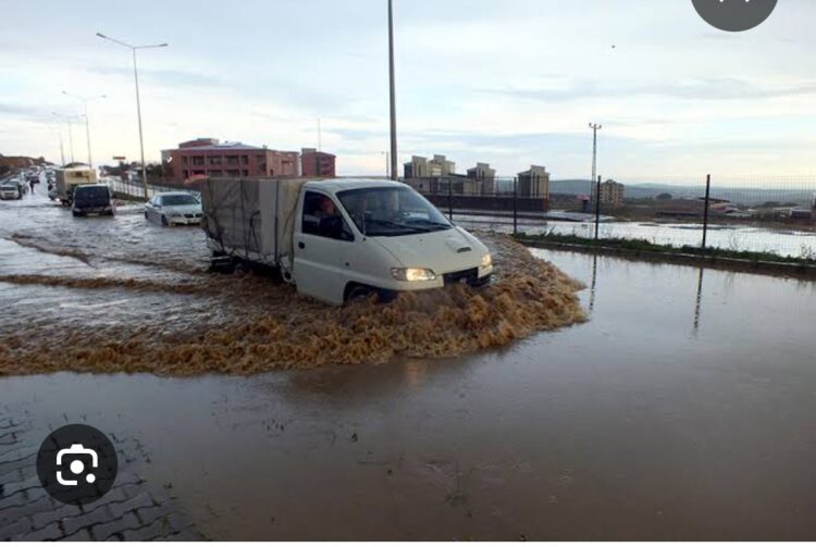 Amacınız Siyaset Değil Şehrinize Hizmet Olsun!