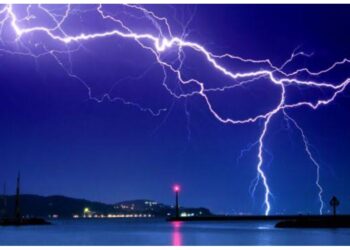 Şimşeğin Çakması