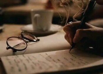 Posta Kutumda Biri mi Var? (III)