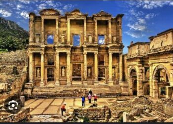 Yüksek Öğretmen Efes Harabeleri