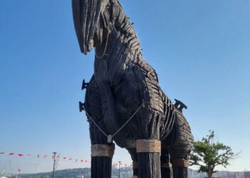 Bir Maskeli Balo ki…