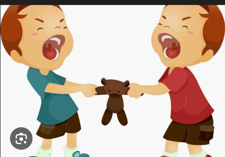 Kardeşlik Yumurtadan Çabuk Bozuluyor…