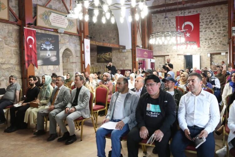 Tokat’ta Açan Şiir Zambakları