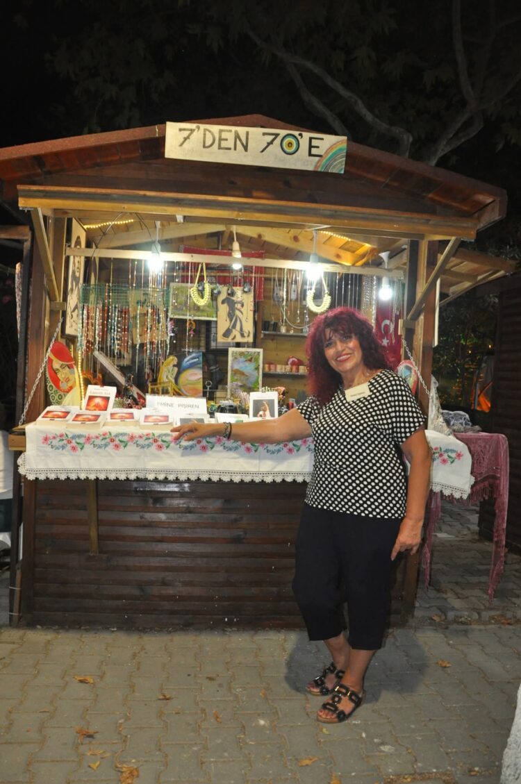 Sen Bana Bir Nefes Kadar Yakınsın!