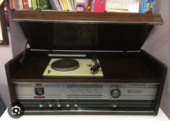 Pikaplı Radyomuz Vardı