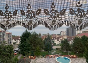 “Gülümseyen Pencereler…”