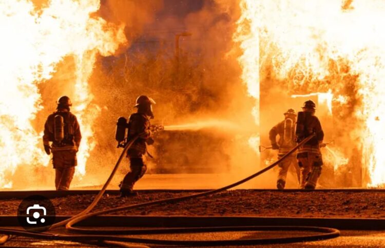 Yaşlı Adam Yanıyor