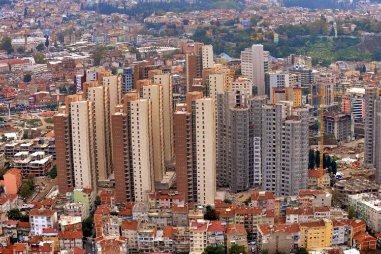 Dikey Mimari ve Toplumsal Hayat