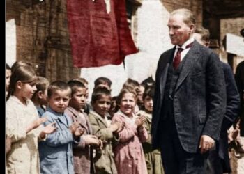 23 Nisan: Küllerinden Doğan Bir Millet!