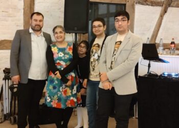 Gurbette Kök Salan, Memleketine Can Verenler: Mahmut & Melek GÖKSELLİ