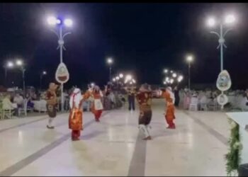 Kapı Gıcırtısına Oynayan Saygıdeğer Sevgili Silifke’liler