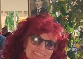 Onu Gören Gözleri Gördüm (l)