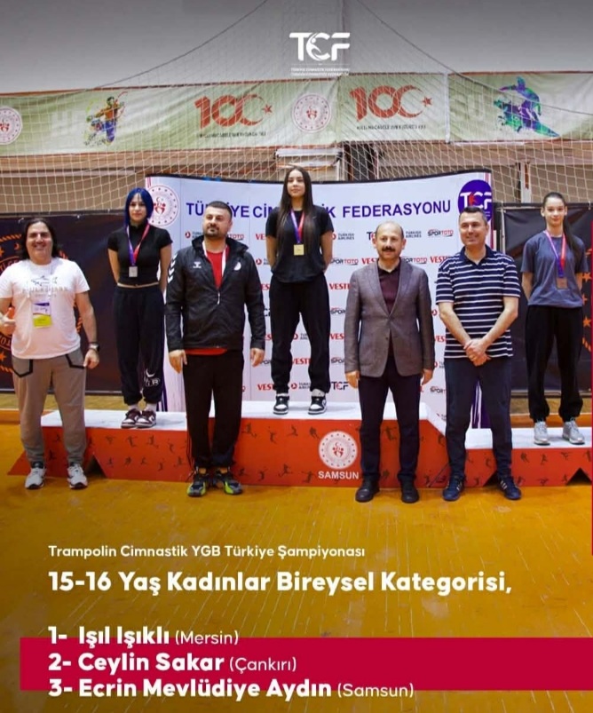 Şampiyonluğa Giden Yolda Işıl Işıklı