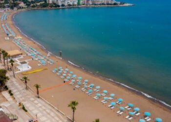 Atakent Sahili: Akdeniz’in Sessizliğe Açılan Kıyısı