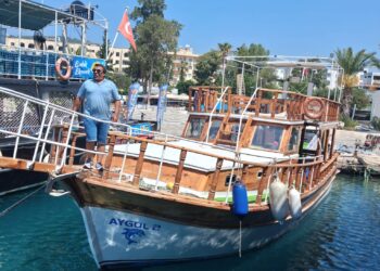 Güvenin Adı, Samimiyetin Limanı: Hayri Şeker ve Aygül Yatçılık