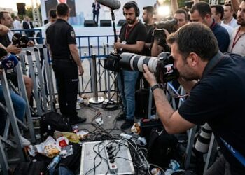 Bir Fotoğrafın Görünmeyen Tarafı